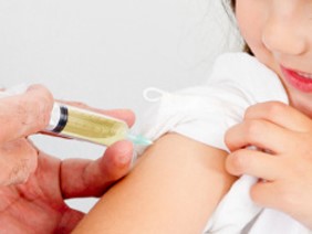 Vaccinazioni bambini al Crass di Ancona e al PVO di Fabriano